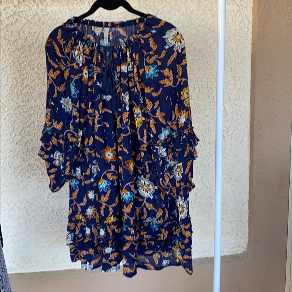 Women’s blue fall floral smock dress